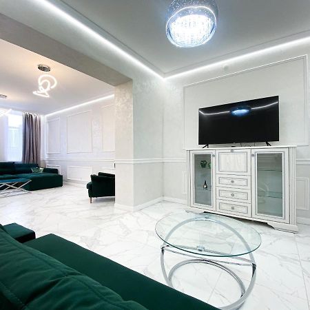Tamanska Apartments Львов Экстерьер фото
